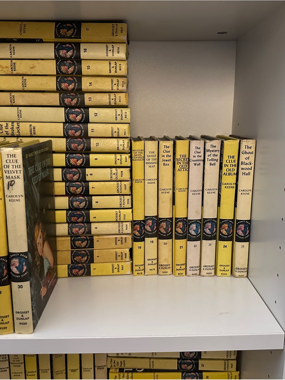1970s Nancy Drew set books 1-56 complete with additional books